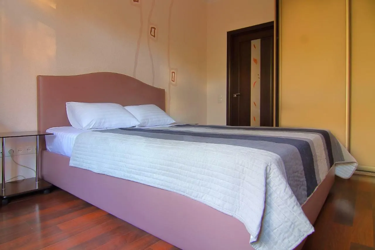 קייב Vip Apartment Near Gulliver